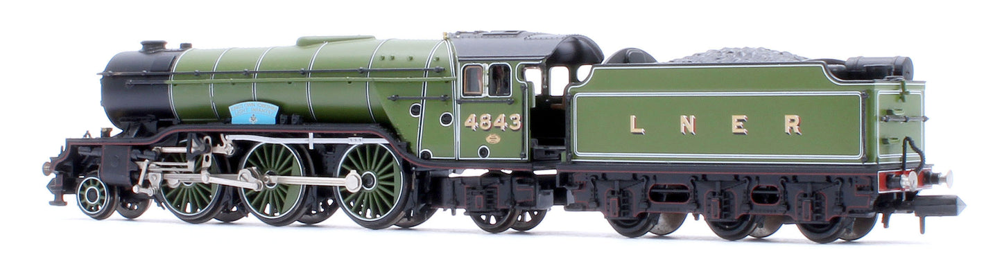 LNER V2 4843 'Kings Own Yorkshire Light Infantry' LNER Lined Green Steam Locomotive