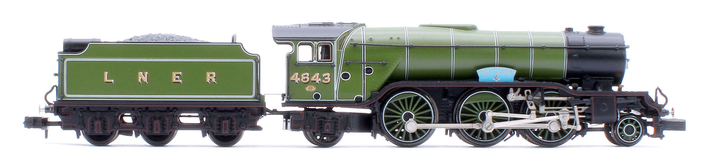 LNER V2 4843 'Kings Own Yorkshire Light Infantry' LNER Lined Green Steam Locomotive - DCC Sound