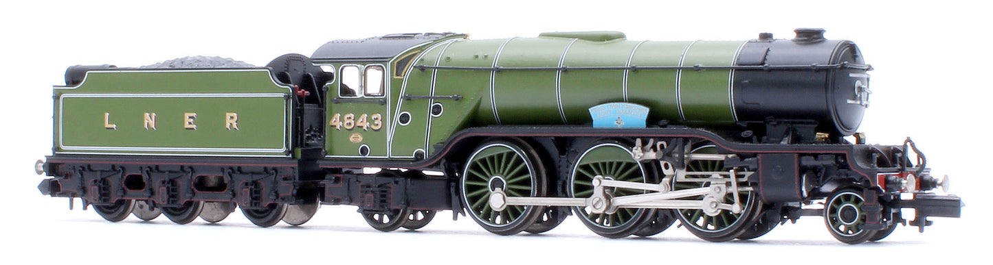 LNER V2 4843 'Kings Own Yorkshire Light Infantry' LNER Lined Green Steam Locomotive