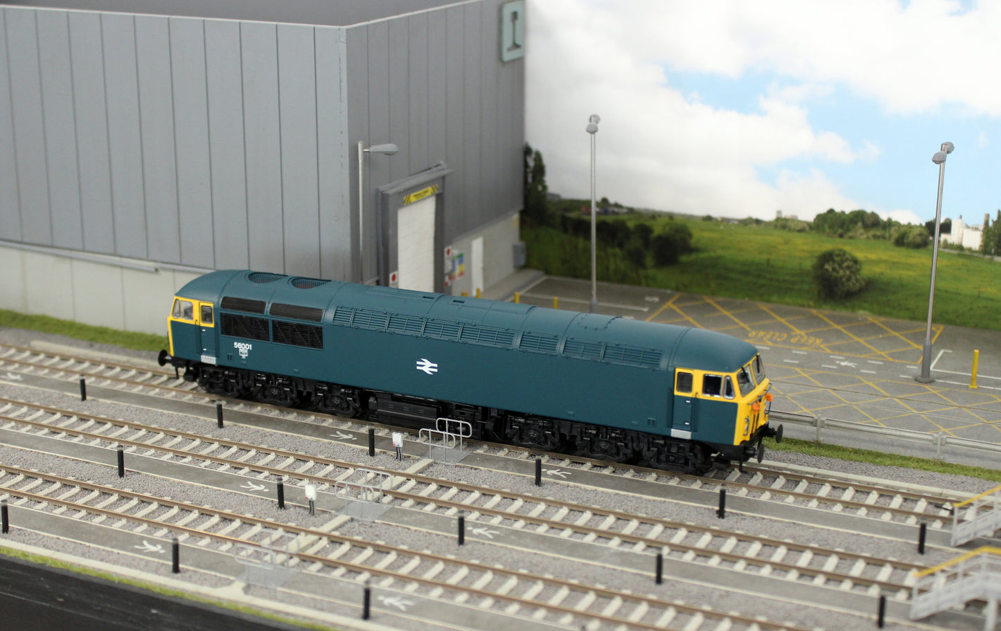 R30480TXS Class 56 BR Blue 56001 Diesel Locomotive - DCC Sound