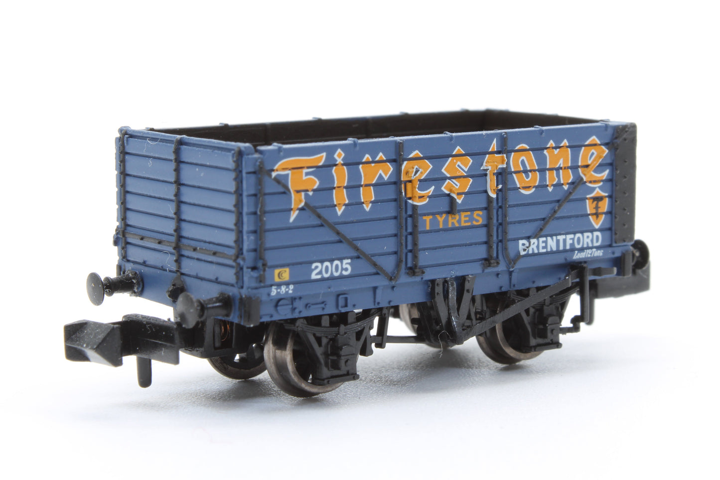 Pre-Owned 7 Plank End Door Wagon 'Firestone Tyres' No.2005