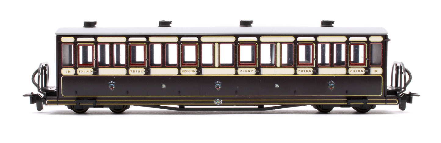 Ffestiniog Railway Short 'Bowsider' Bogie Coach, Victorian Purple/Brown, No. 18