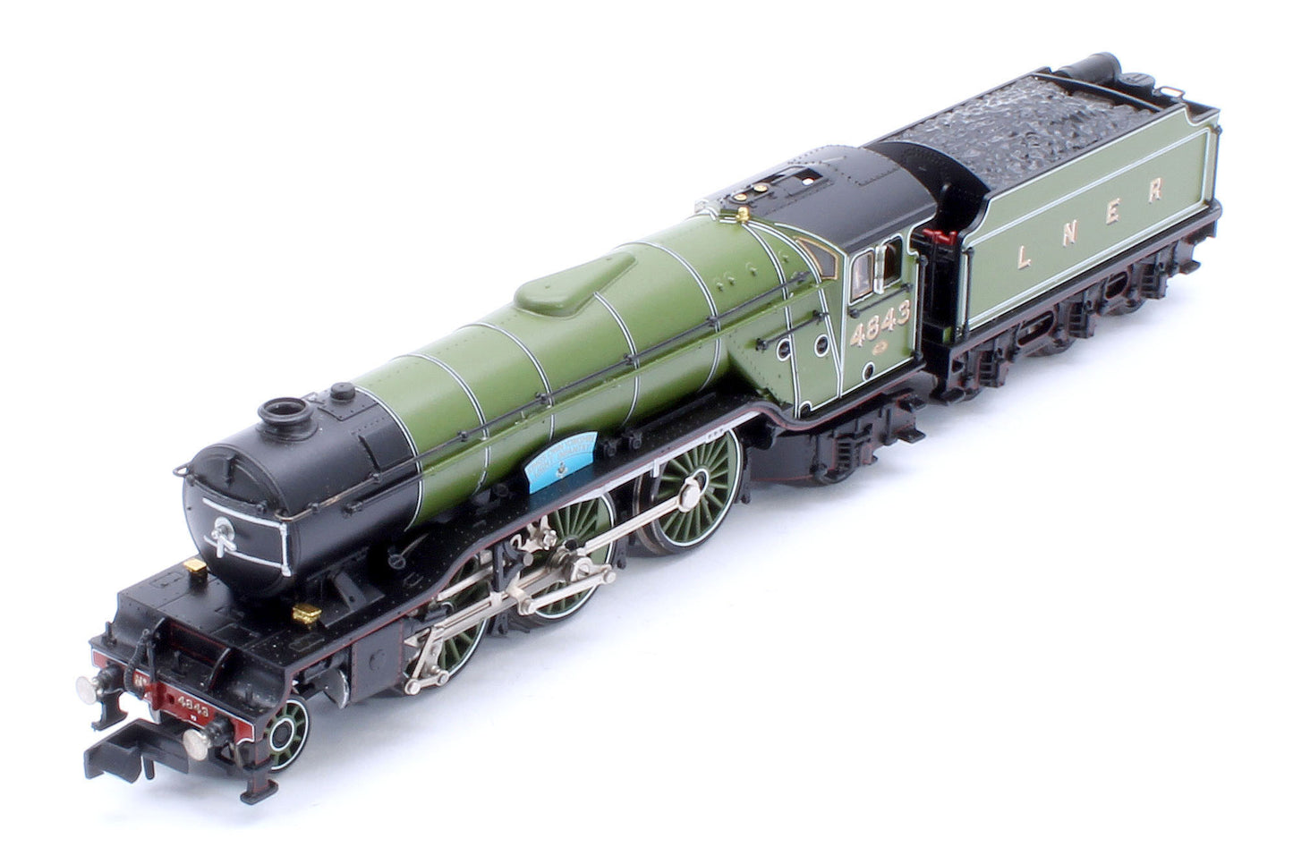 LNER V2 4843 'Kings Own Yorkshire Light Infantry' LNER Lined Green Steam Locomotive