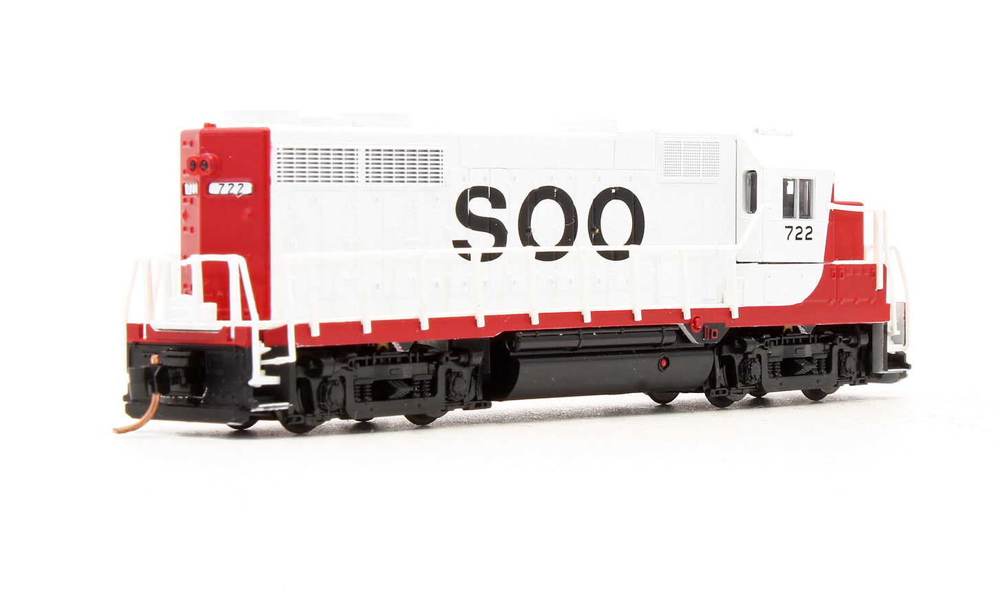 Pre-Owned 46515 GP35 Diesel Locomotive Soo Line - Road #722