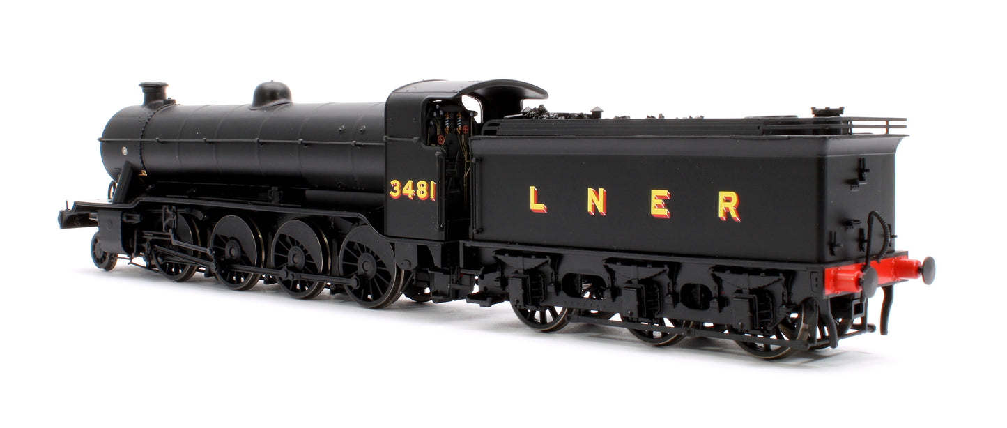 Class O2/1 'Tango' LNER black No. 3481 with low running plate, GN cab and tender, tall chimney