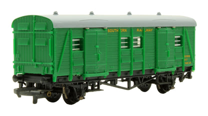 Pre-Owned W4323P Utility Van Southern Railway Green 'S23805'