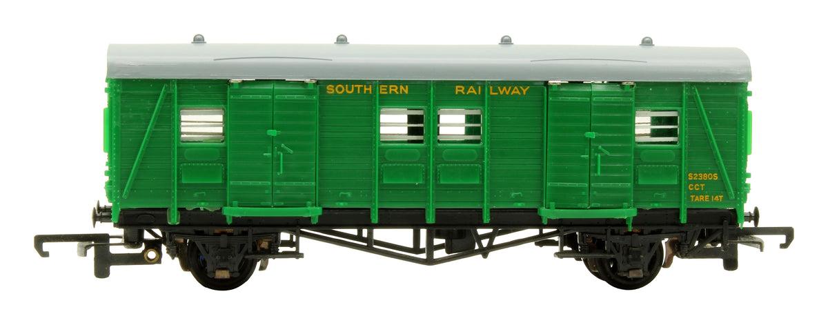 Pre-Owned W4323P Utility Van Southern Railway Green 'S23805'