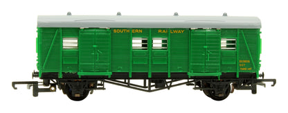 Pre-Owned W4323P Utility Van Southern Railway Green 'S23805'