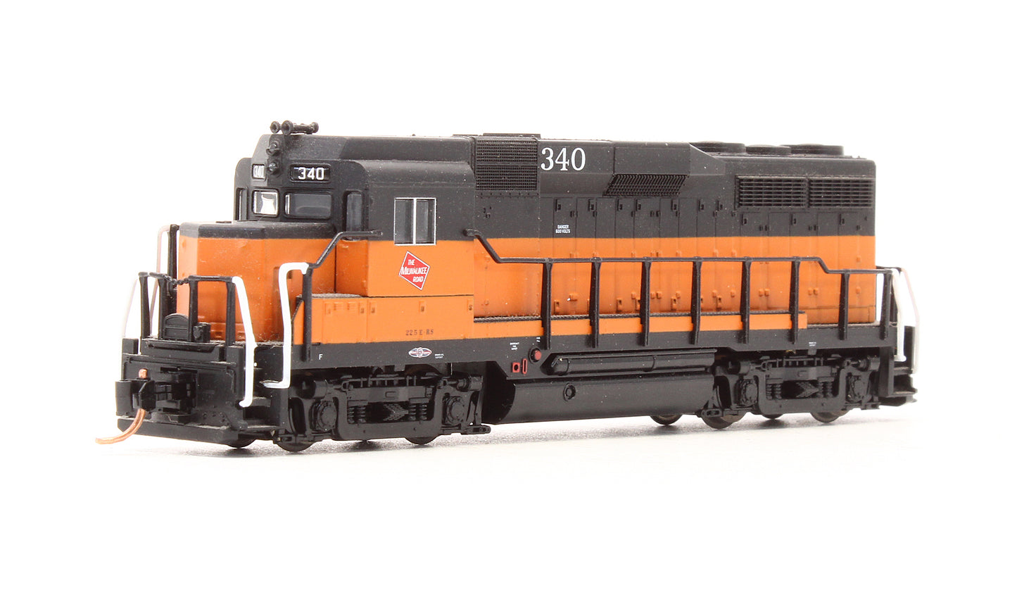 Pre-Owned 47510 GP30 Diesel Locomotive Milwaukee Road - Road #340