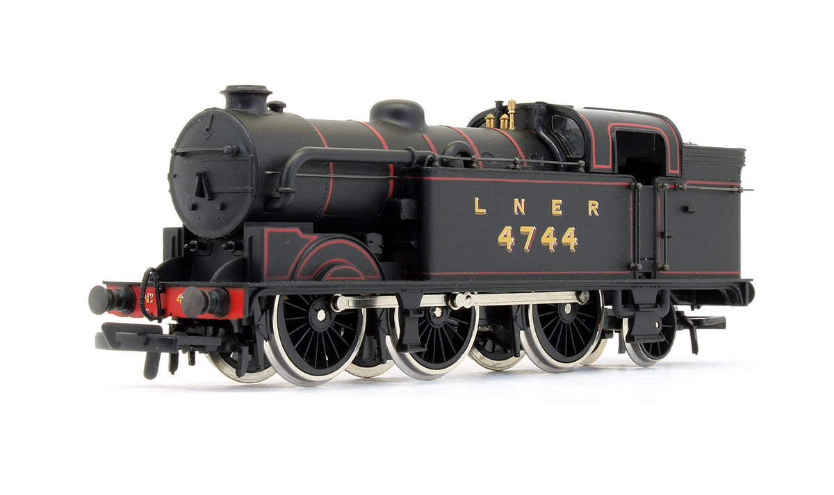 Pre-Owned LNER 0-6-2 N2 '4744' Steam Locomotive