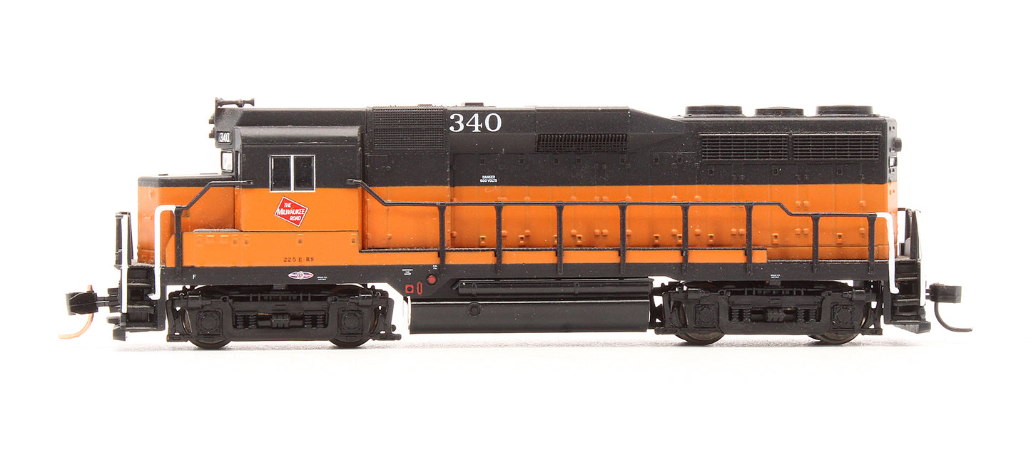 Pre-Owned 47510 GP30 Diesel Locomotive Milwaukee Road - Road #340