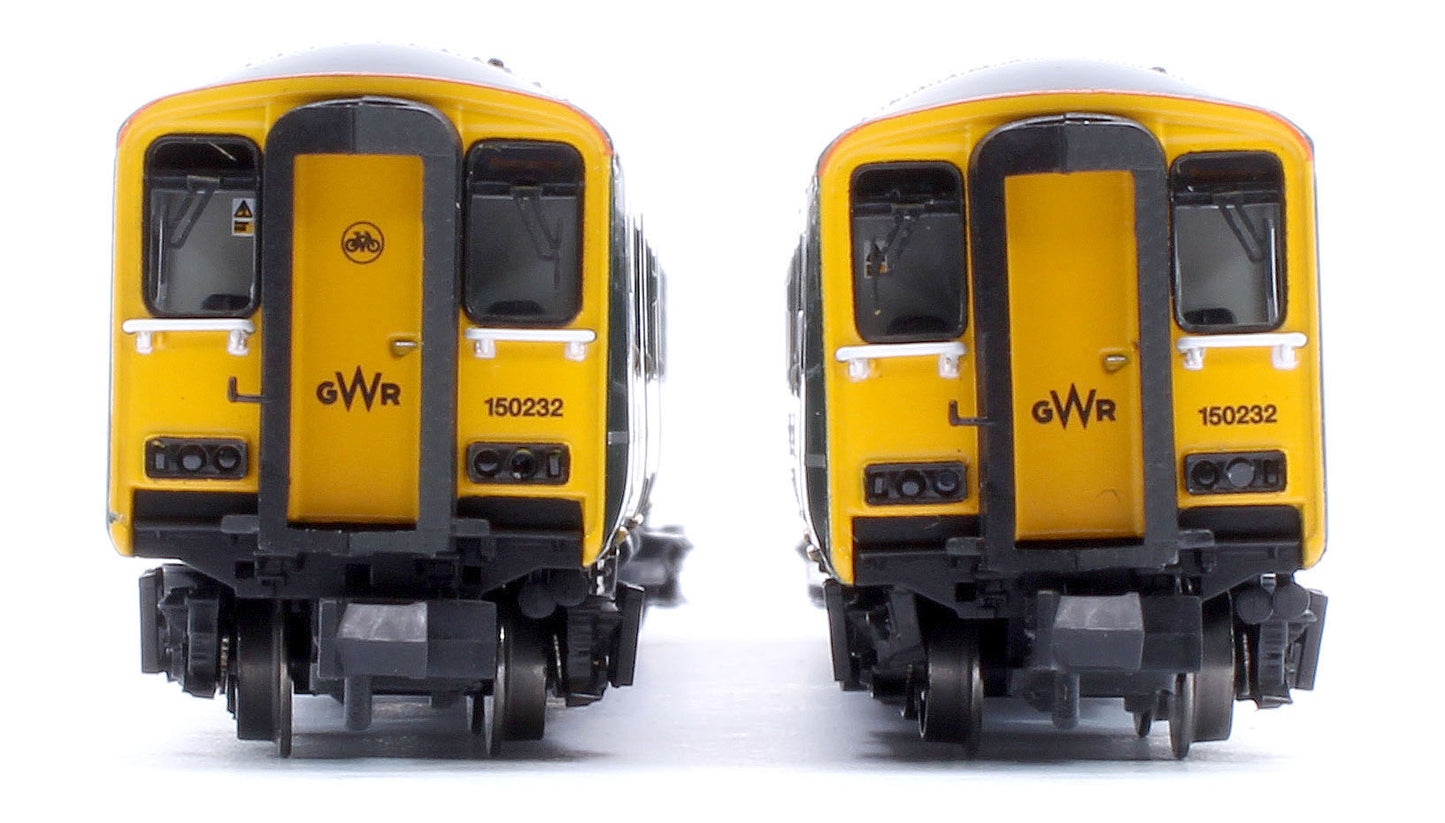 371-337SF Class 150/2 2-Car DMU 150232 GWR Green (FirstGroup) - DCC Sound