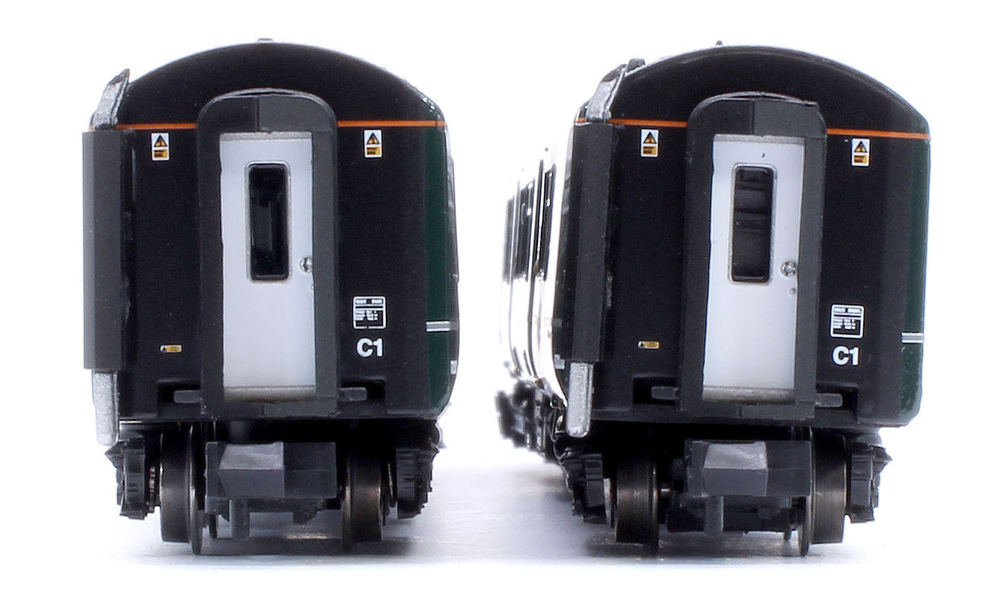 371-337SF Class 150/2 2-Car DMU 150232 GWR Green (FirstGroup) - DCC Sound