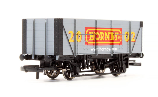 Pre-Owned R6177 'Hornby 2002' 9 Plank Wagon