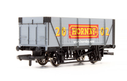 Pre-Owned R6177 'Hornby 2002' 9 Plank Wagon