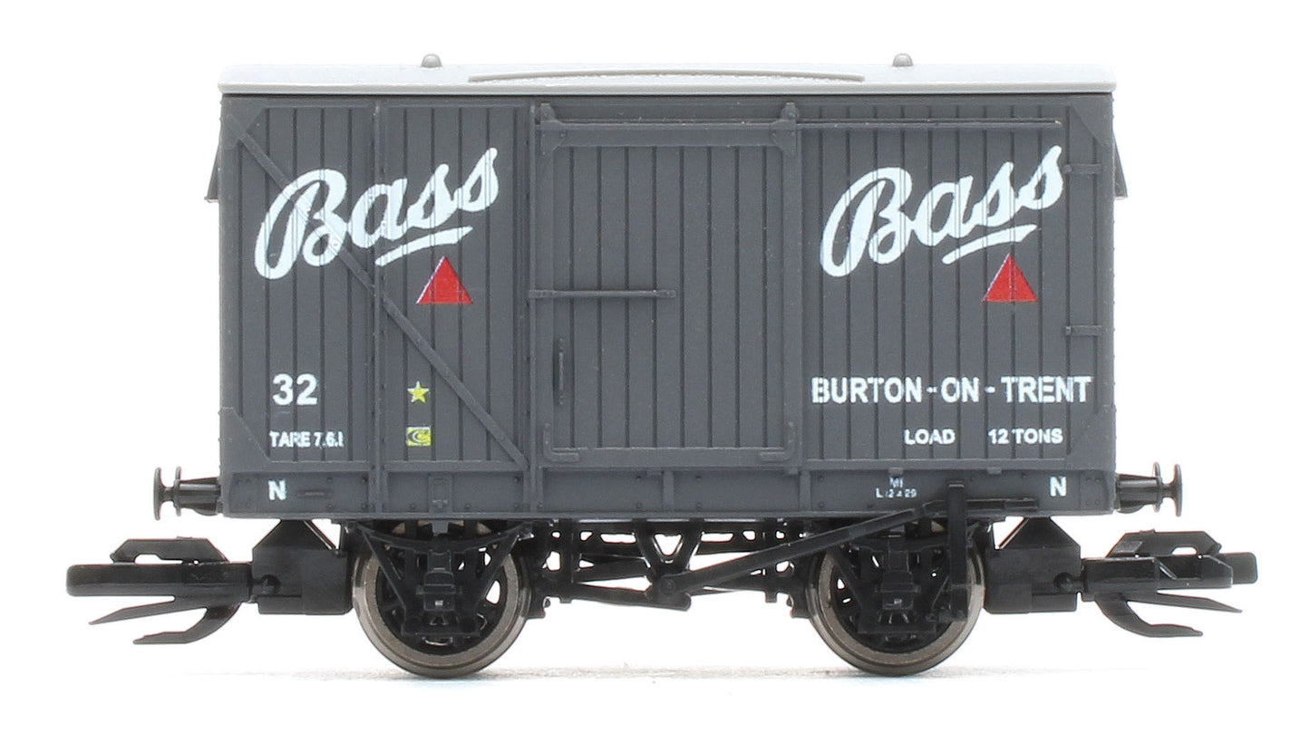 TTR1300P LMS/BR 9ft WB Van - Bass Brewery No.32