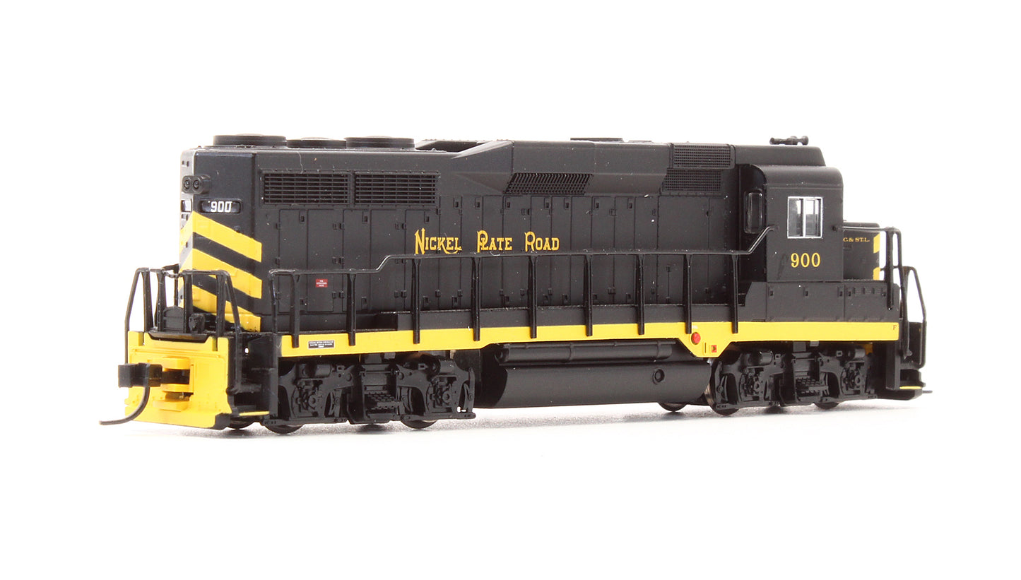 Pre-Owned 47541 GP30 Diesel Locomotive Nickel Plate Road - Road #900