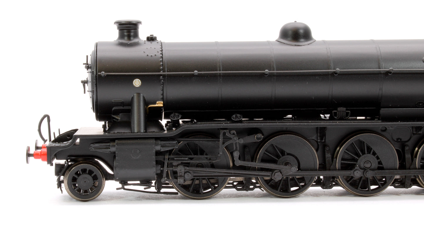 Class O2/1 'Tango' 2-8-0 3922 in LNER black with LNER cab and GN tender