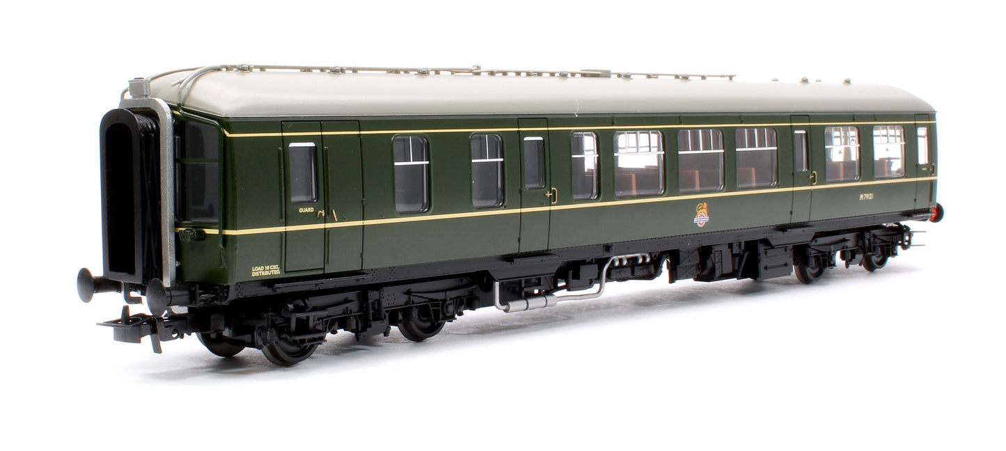 Pre-Owned 32-518 Derby Lightweight 2-Car DMU BR Green (Early Emblem) Diesel Locomotive