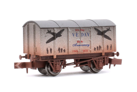 Pre-Owned 2F-013-096 Gunpowder Van VE Day 80th Anniversary Airforce - Weathered