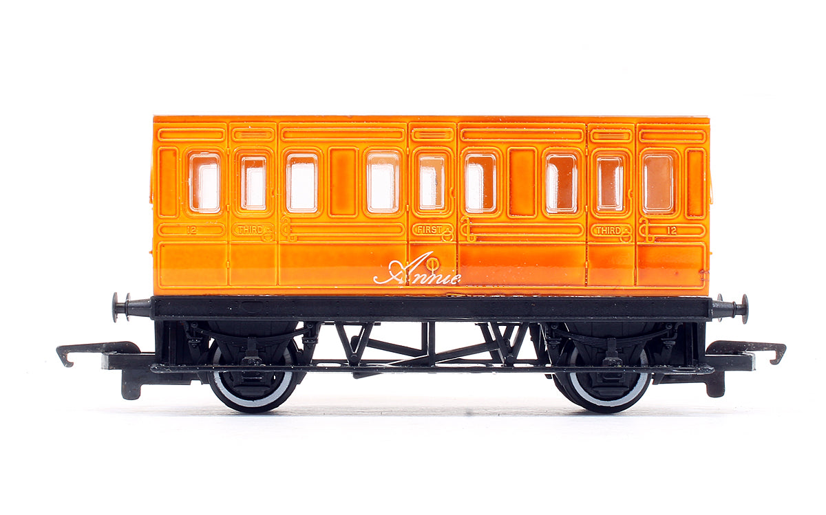 Pre-Owned Thomas & Friends Annie Coach & Clarabel Coach