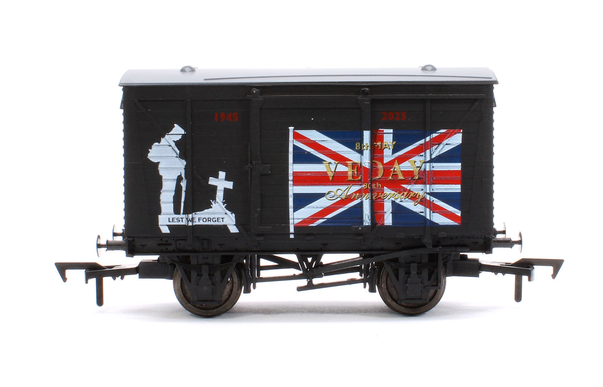 Pre-Owned Ventilated Van VE Day 80th Anniversary Army