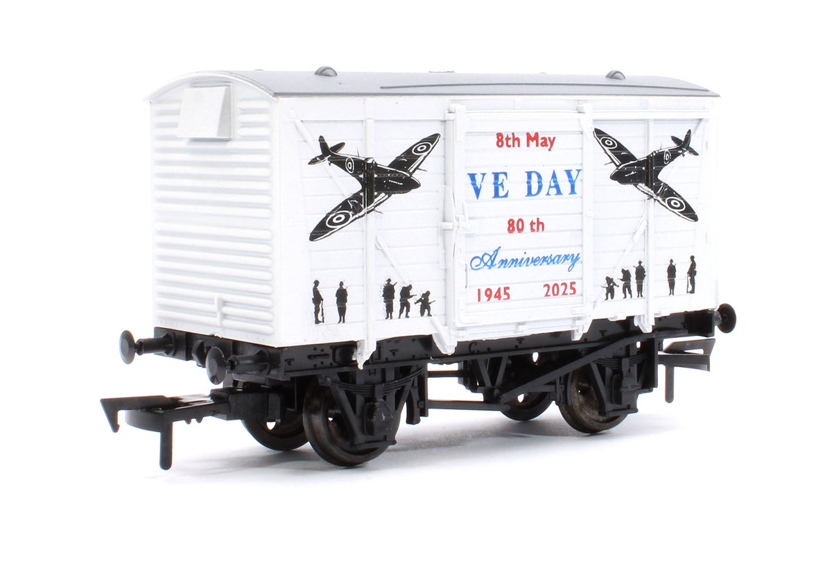 Pre-Owned Ventilated Van VE Day 80th Anniversary Airforce