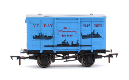 Pre-Owned Ventilated Van VE Day 80th Anniversary Navy
