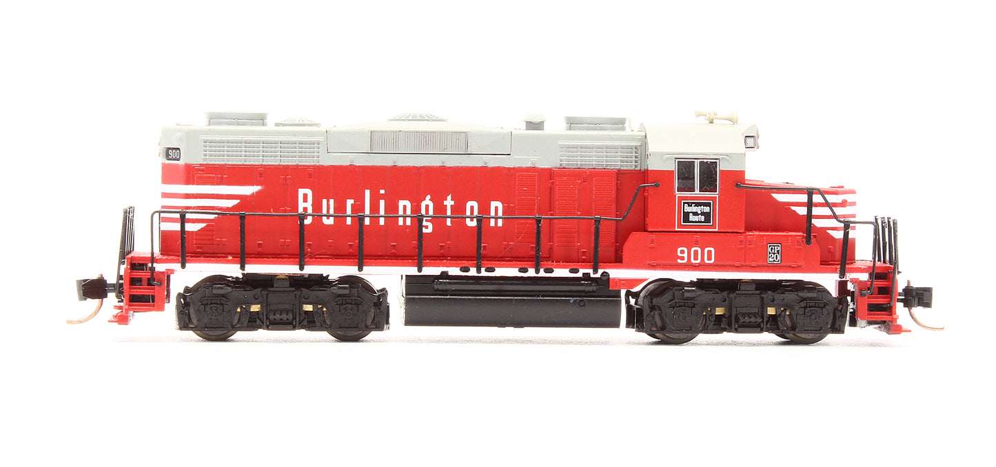 Pre-Owned 47243 GP20 Diesel Locomotive CB&Q - Road #900