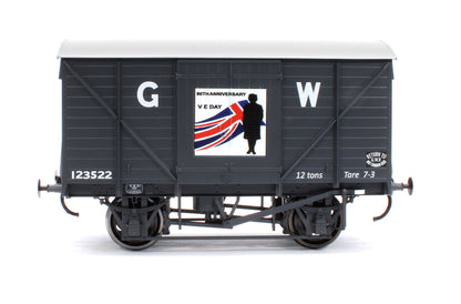 Pre-Owned GW Standard VE Day 80th Anniversary Army No.123522