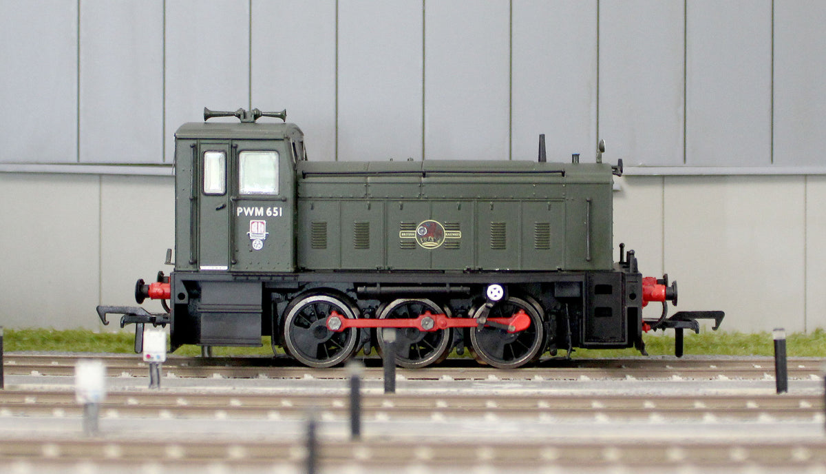 MR-400A Ruston PWM 165DE Shunter BR Green PWM651 Diesel Locomotive