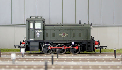 MR-400A Ruston PWM 165DE Shunter BR Green PWM651 Diesel Locomotive