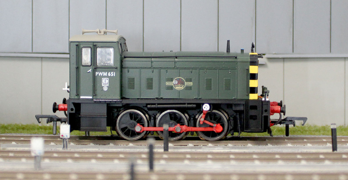 MR-402 Ruston PWM 165DE Shunter BR Green PWM651 Diesel Locomotive