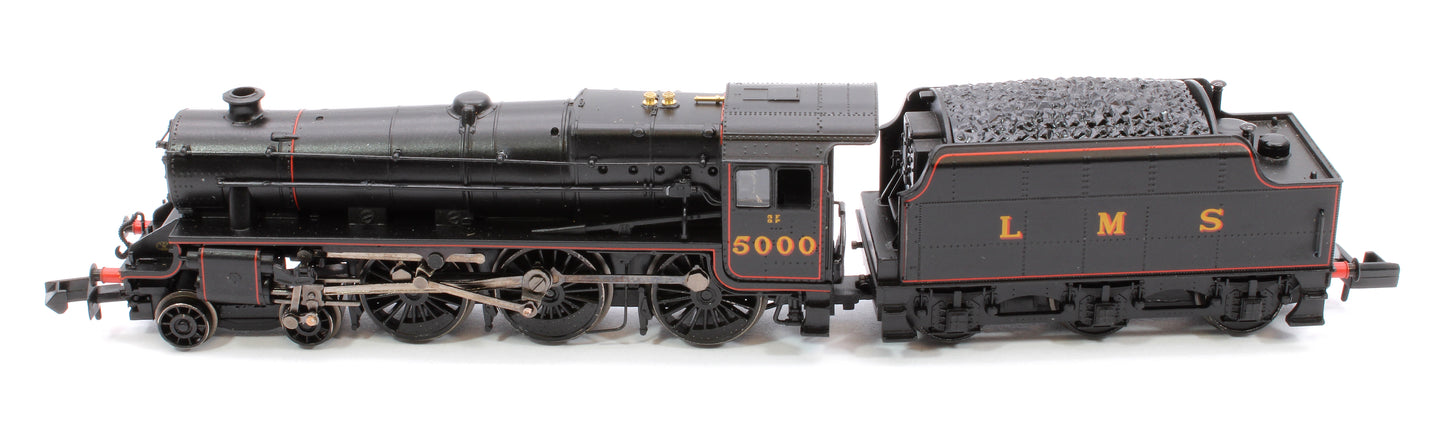 LMS 5MT 'Black 5' with Riveted Tender 5000 LMS Lined Black