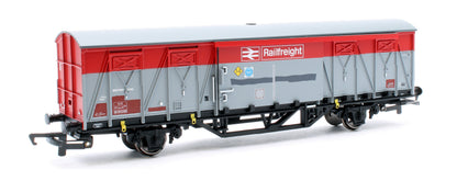 Pre-Owned R60265 RailRoad VIX Ferry Van BR Railfreight No.DB787299