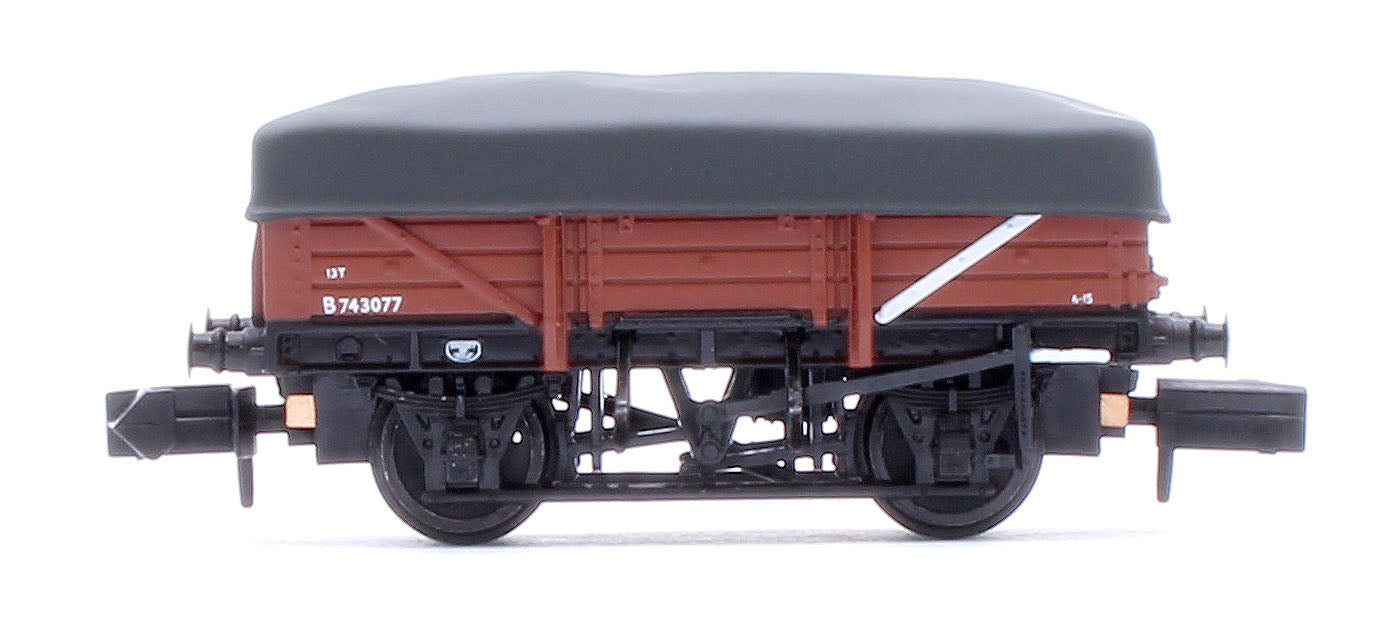 5 Plank China Clay 3-Wagon Pack BR Bauxite (Early) with Flat Canopy No.B743073, B743077 & B743081