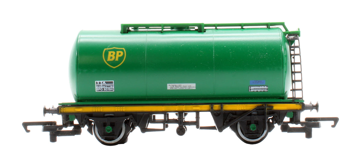 Pre-Owned R1002 Twin Train Freight Set