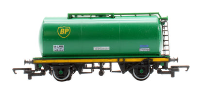 Pre-Owned R1002 Twin Train Freight Set