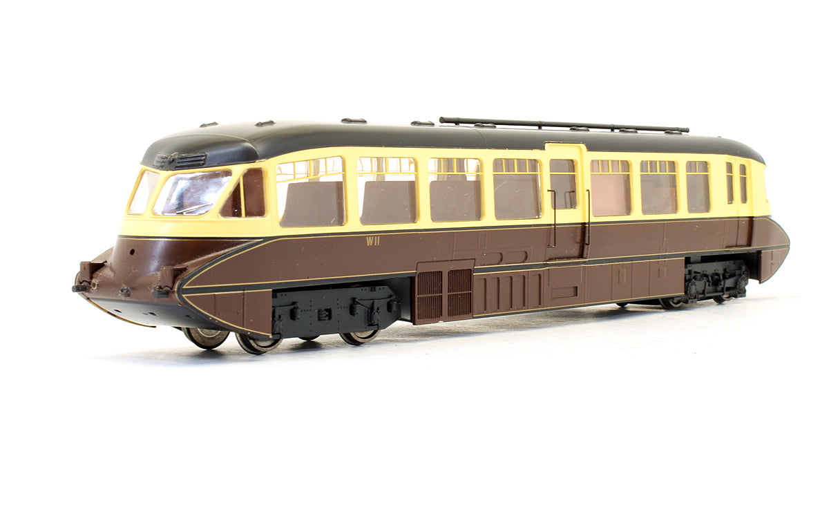 Pre-Owned Streamlined Railcar BR Lined Chocolate/Cream Diesel Locomotive No.W11 - DCC Fitted