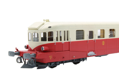 Pre-owned French Renault Railcar Class VH X-2119 ex-ETAT NÎMES, Red-Cream, hunting stones - DCC Fitted