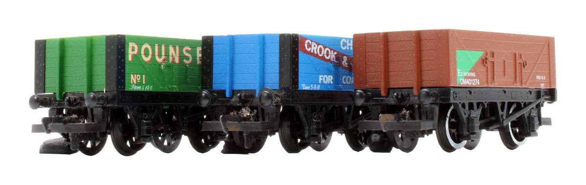 Pre-Owned R1002 Twin Train Freight Set