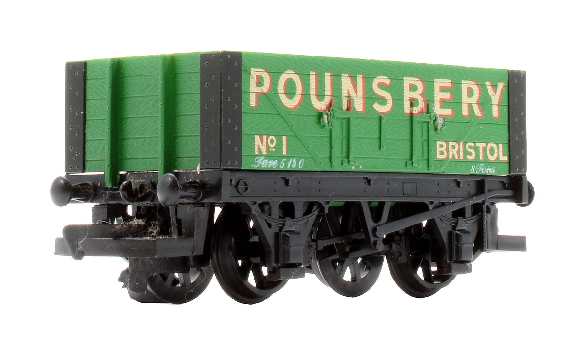 Pre-Owned R1002 Twin Train Freight Set