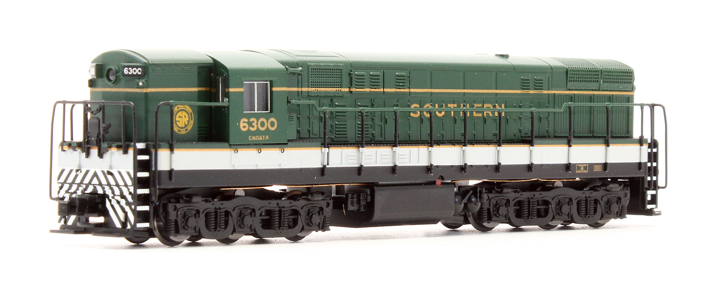 Pre-Owned 40 002 819 Train Master Diesel Locomotive Southern Road - Road #6300