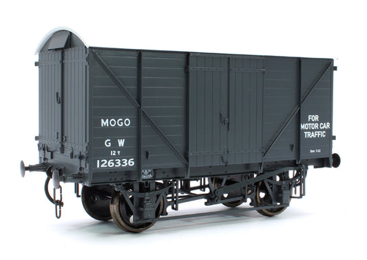 Great Western ‘MOGO’ Van Grey 126336