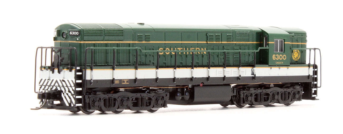 Pre-Owned 40 002 819 Train Master Diesel Locomotive Southern Road - Road #6300