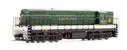 Pre-Owned 40 002 819 Train Master Diesel Locomotive Southern Road - Road #6300