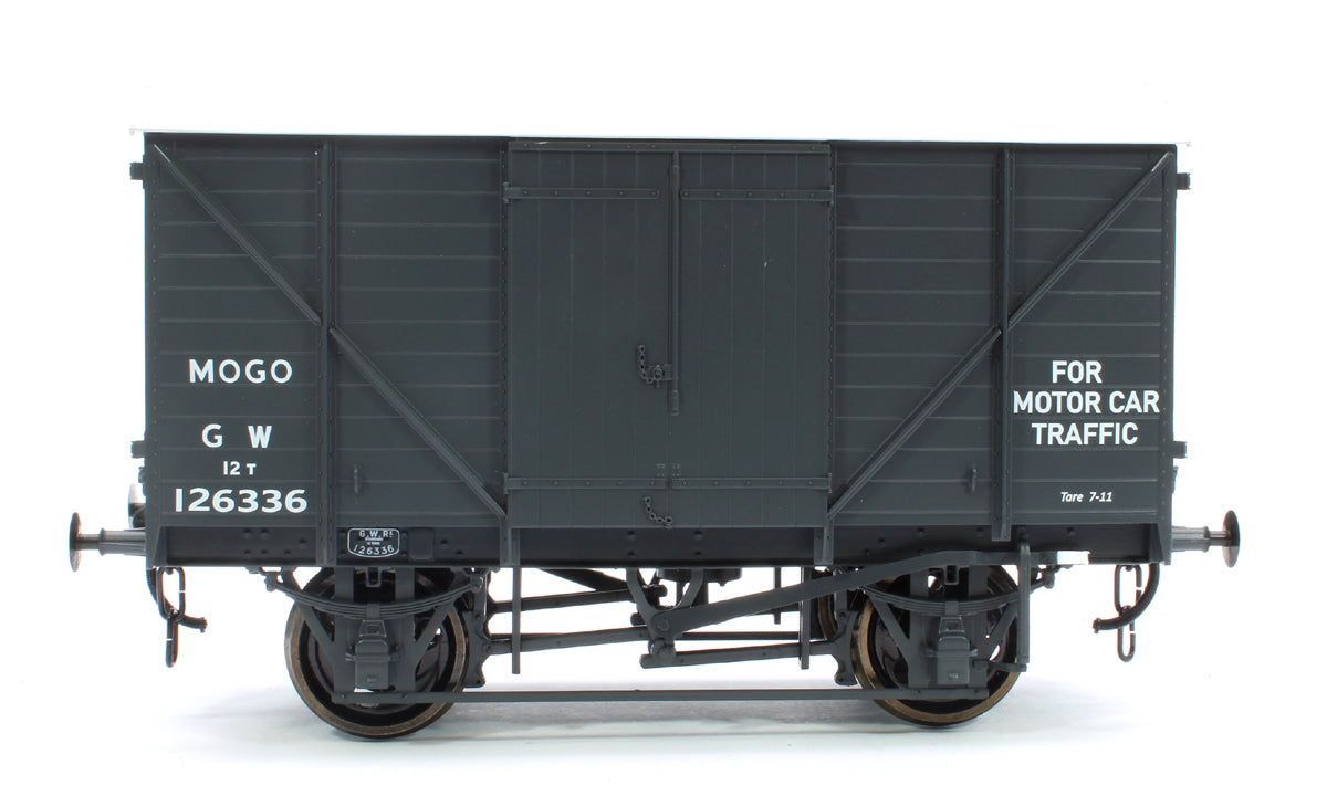 Great Western ‘MOGO’ Van Grey 126336