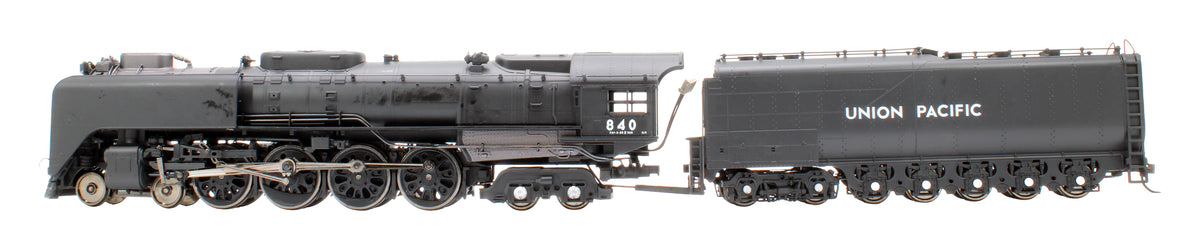 Pre-Owned R5473 Union Pacific 4-8-8-4 Big Boy #840 Steam Locomotive