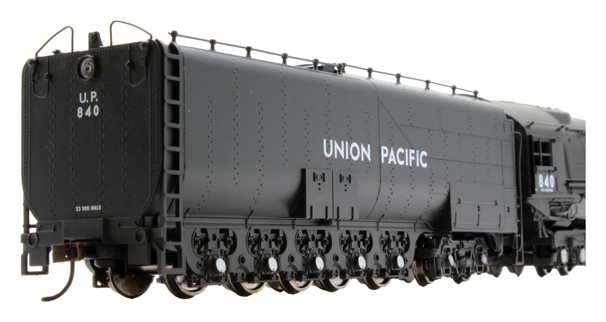 Pre-Owned R5473 Union Pacific 4-8-8-4 Big Boy #840 Steam Locomotive