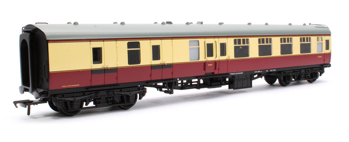 Pre-Owned BR Mk1 BSK Brake Second Corridor BR Crimson & Cream No.E34161